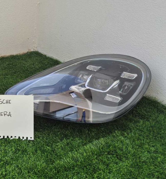 Farol Dianteiro Esquerdo LED Porsche Panamera (971)