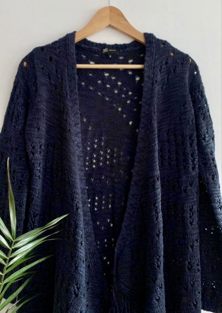 Sweter ażurowy z frędzlami Reserved, rozmiar S