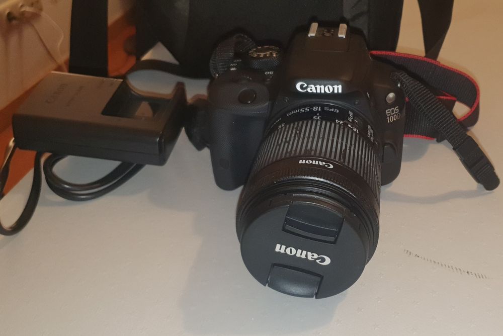 Máquina fotográfica 100D