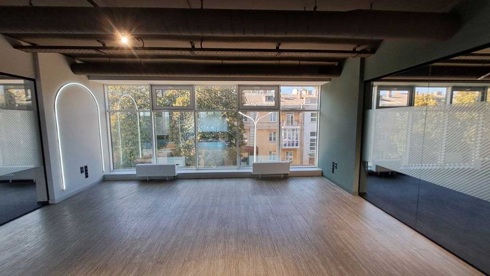 Оренда сучасних офісних приміщень Центр міста