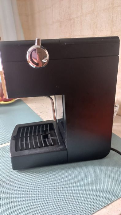 Продам кофемашину  SAECO Тип: эспрессо рожковая. Тип