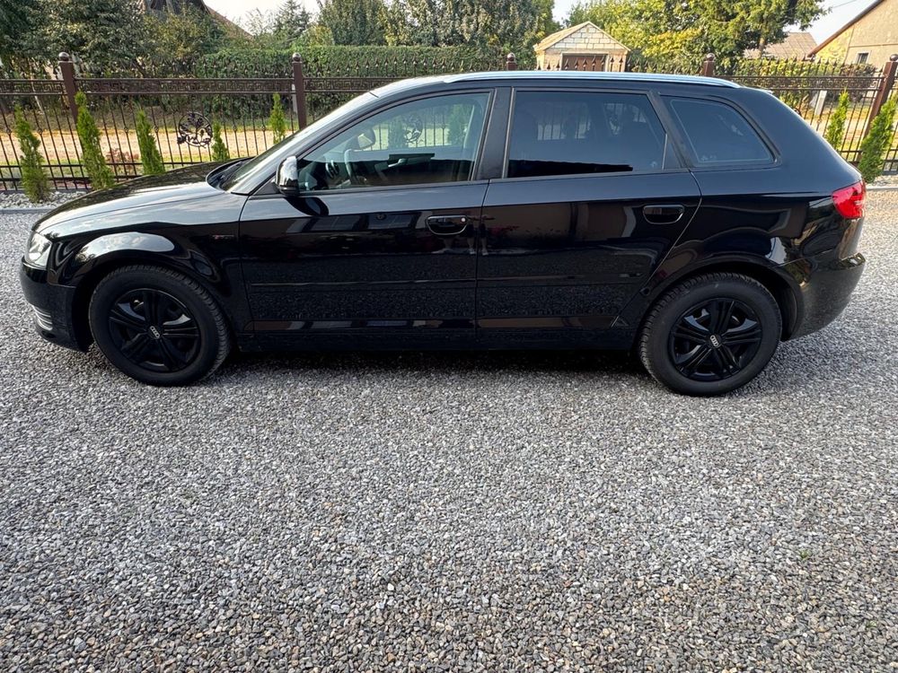 Audi A3 8P Sportback 1.4 TFSI benzyna 125 KM 2009 rok full LED XENON