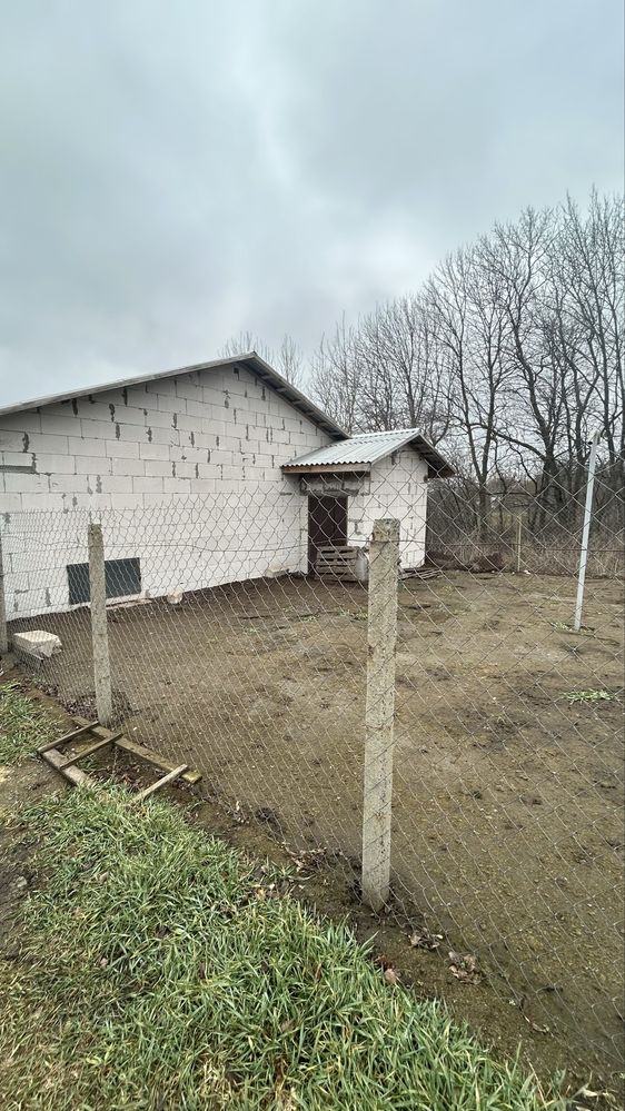 Продаж приміщень для розведення птиці( курники) Триліси