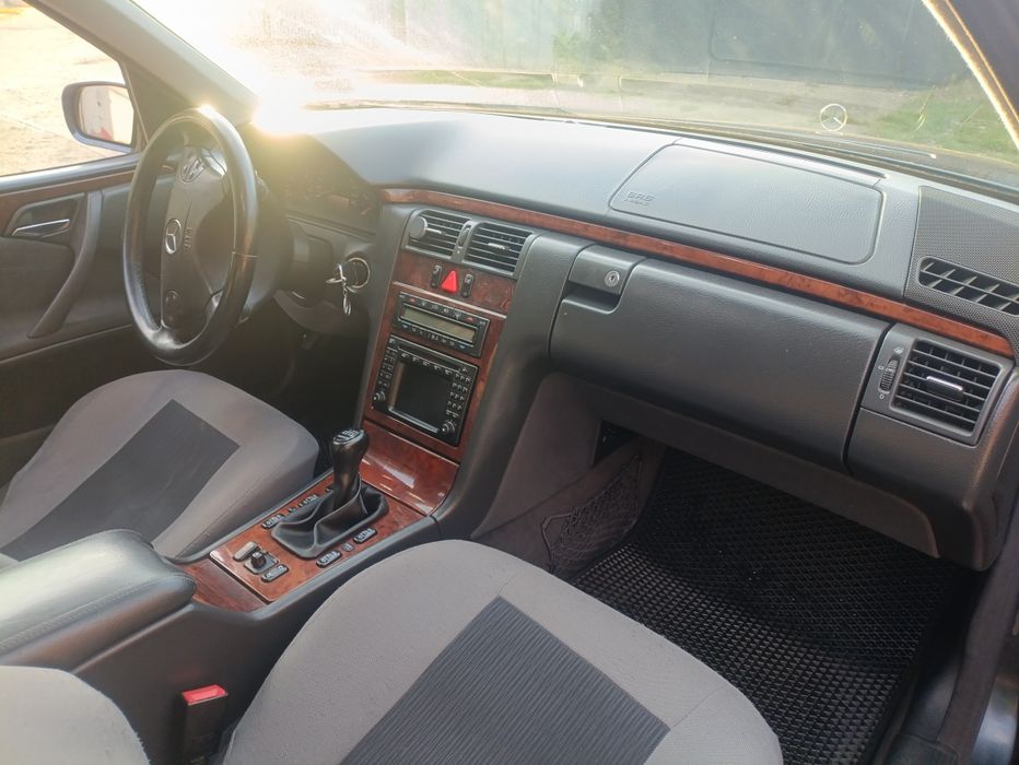 Продам mercedes w210 2.7 дизель