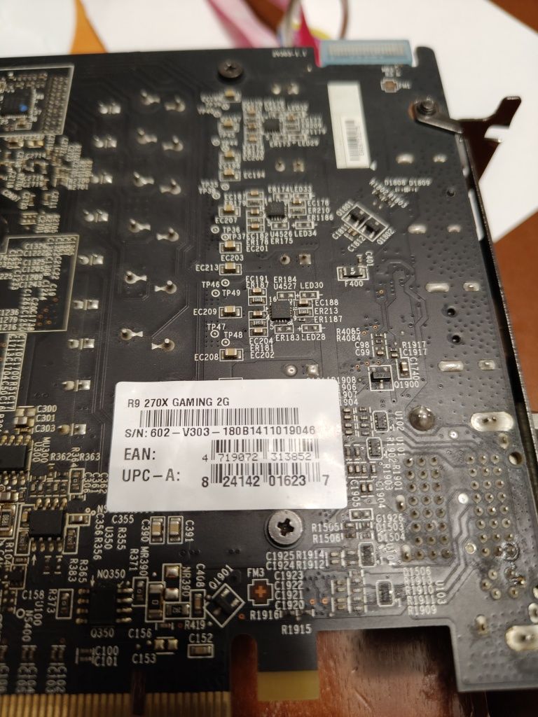 GeForce GTX1050 Ti 4GB + Radeon R9270x 2GB