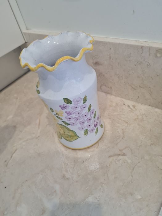 Jarra pintada à mão