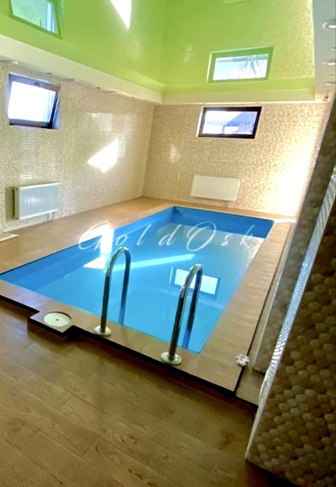 Оренда Будинку Басейн. Сауна.КамIн.Газ.Генератор. Осокорки.