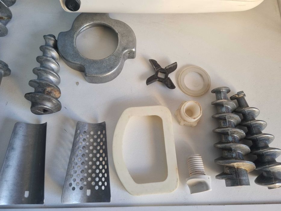 Мясорубка - соковыжималка ЭМШ 30/160 Бриз Аксион