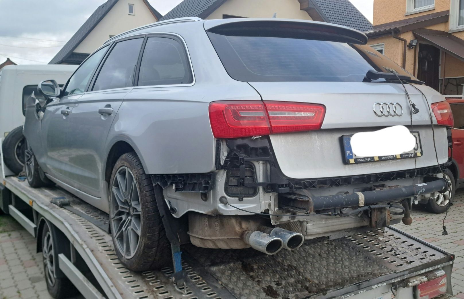 czesci audi a6c7 2.0tdi drzwi koła lampa  klapa cwiartka fotele