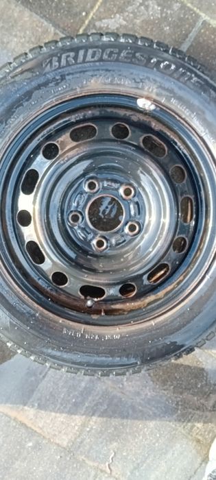 Koła zimowe Mazda 195/65R15+kołpaki