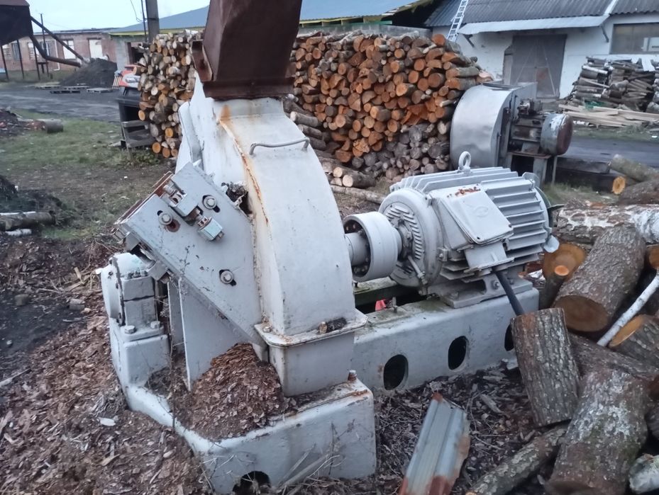 Дробарка потужність двигуна 92 кв