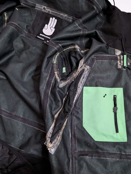 Сноуборд лижна куртка Bataleon (М) 10к/10к