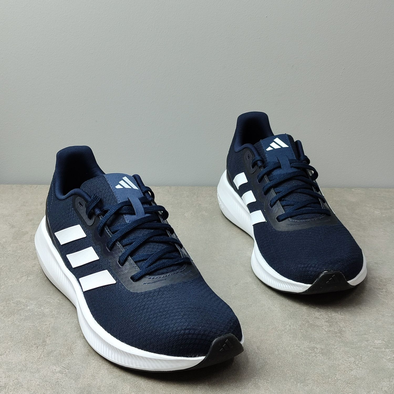 Кросівки Adidas GW9087 ОРИГІНАЛ 100%  44,5 р