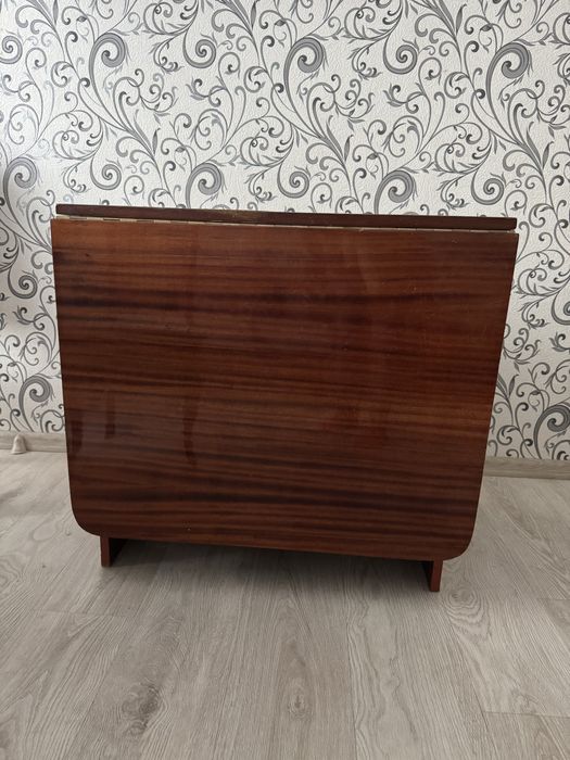 Розкладний стіл тумба (метелик)