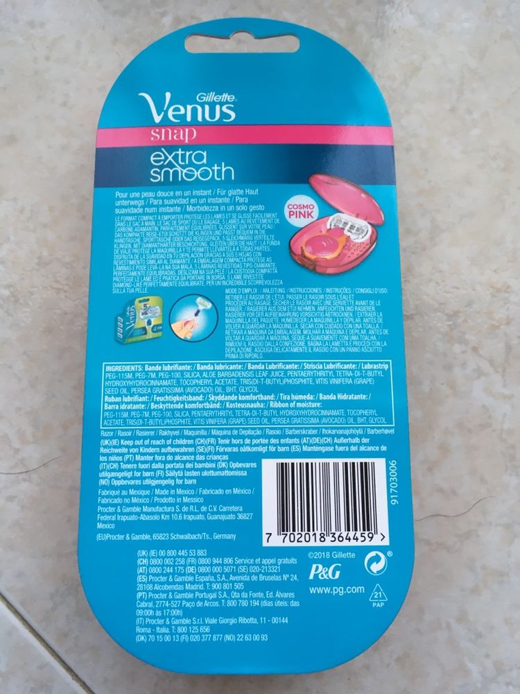 Venus snap extra smooth