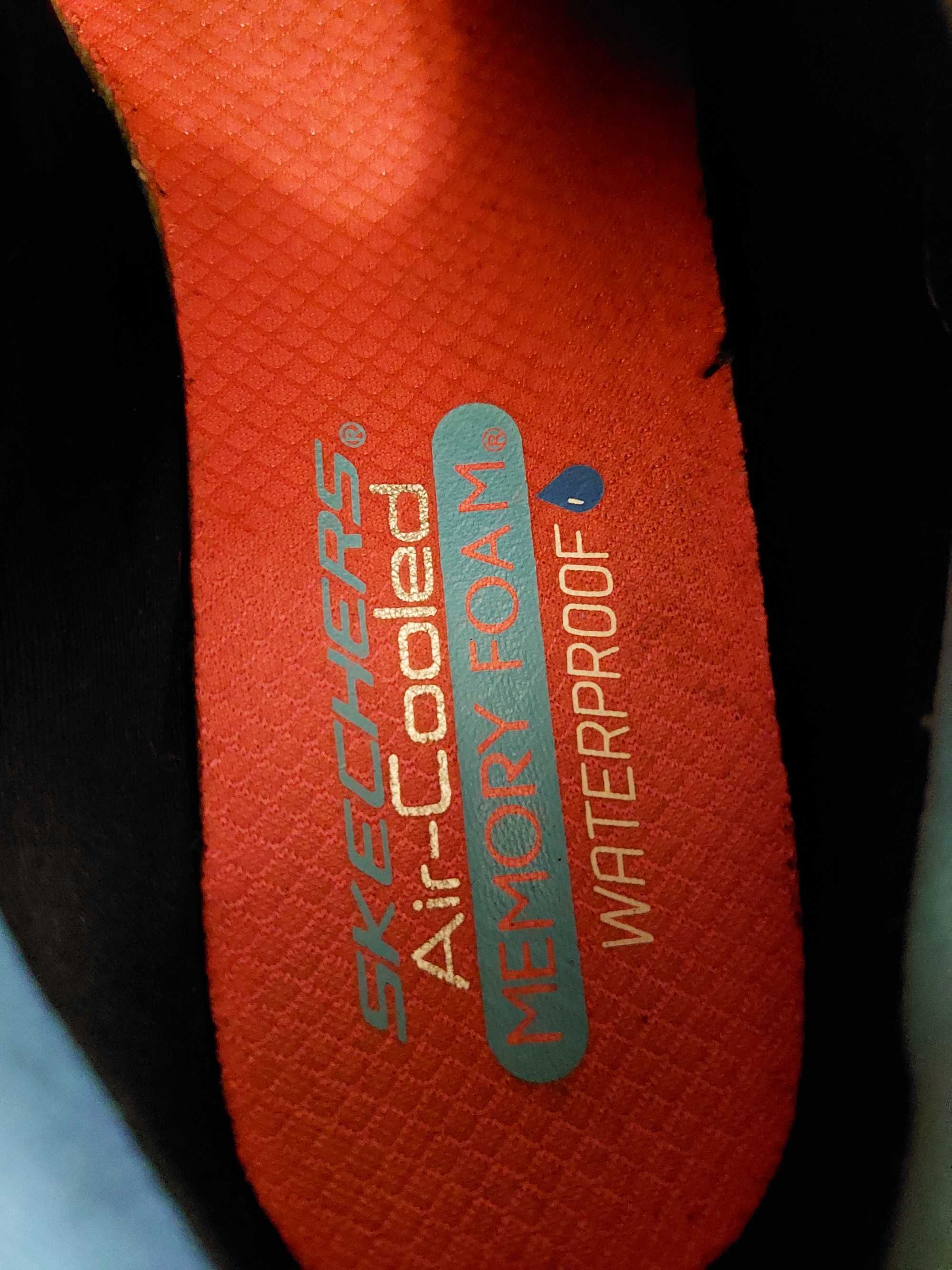 Кросовки на девочку SKECHERS