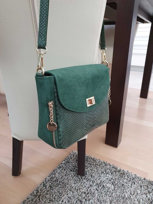 VERA PELLE torebka damska zamszowa listonoszka z paskiem V290 czarna