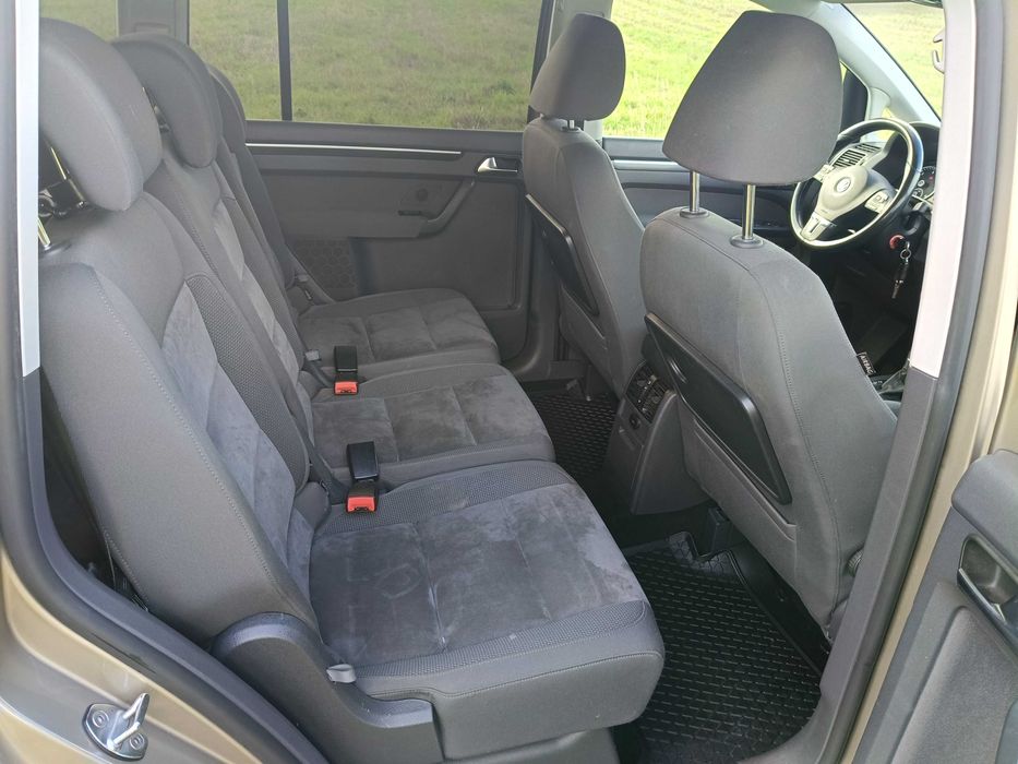 VW Touran 2012 rok 2.0 tdi LED automat 7 mio osobowy ładny