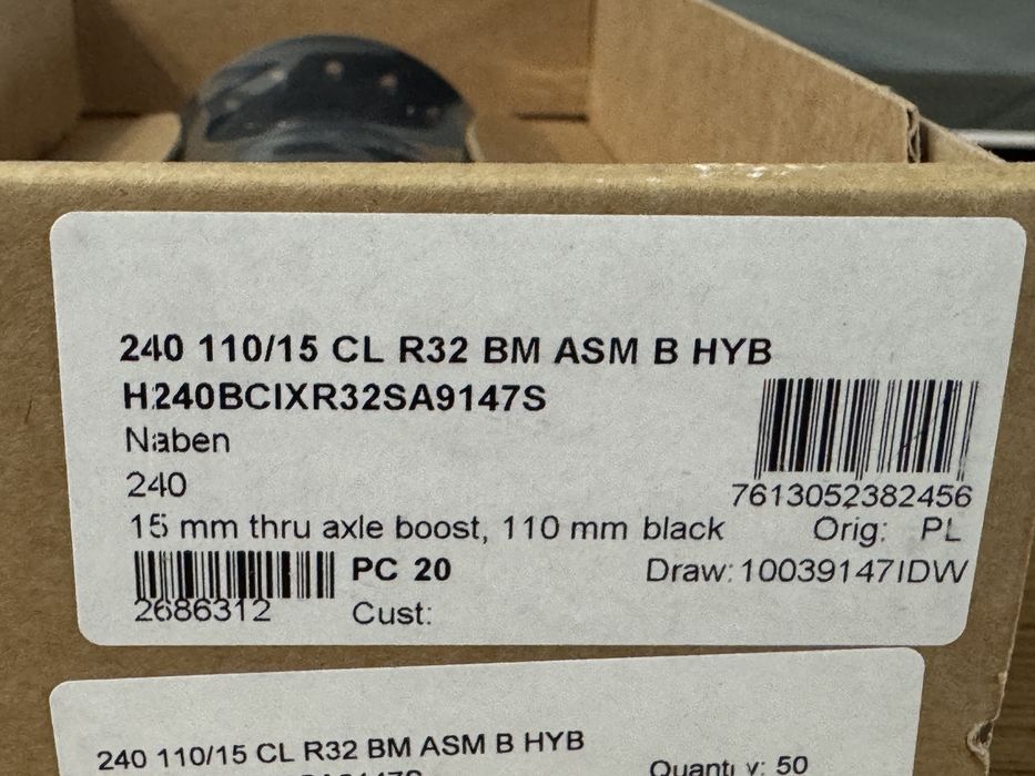 DT Swiss 240 hybrid boost, Centerlock 32T 12x148 Microspline , 15x110