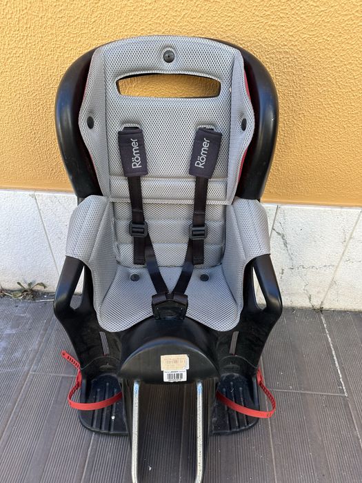 Cadeira Romer porta-criança bicicleta