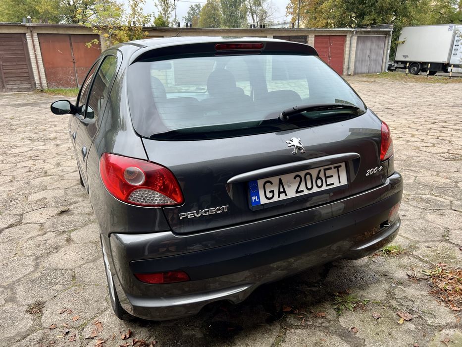 Peugeot 206+ 2011, 1.1, w pełni sprawny, gotowy do jazdy