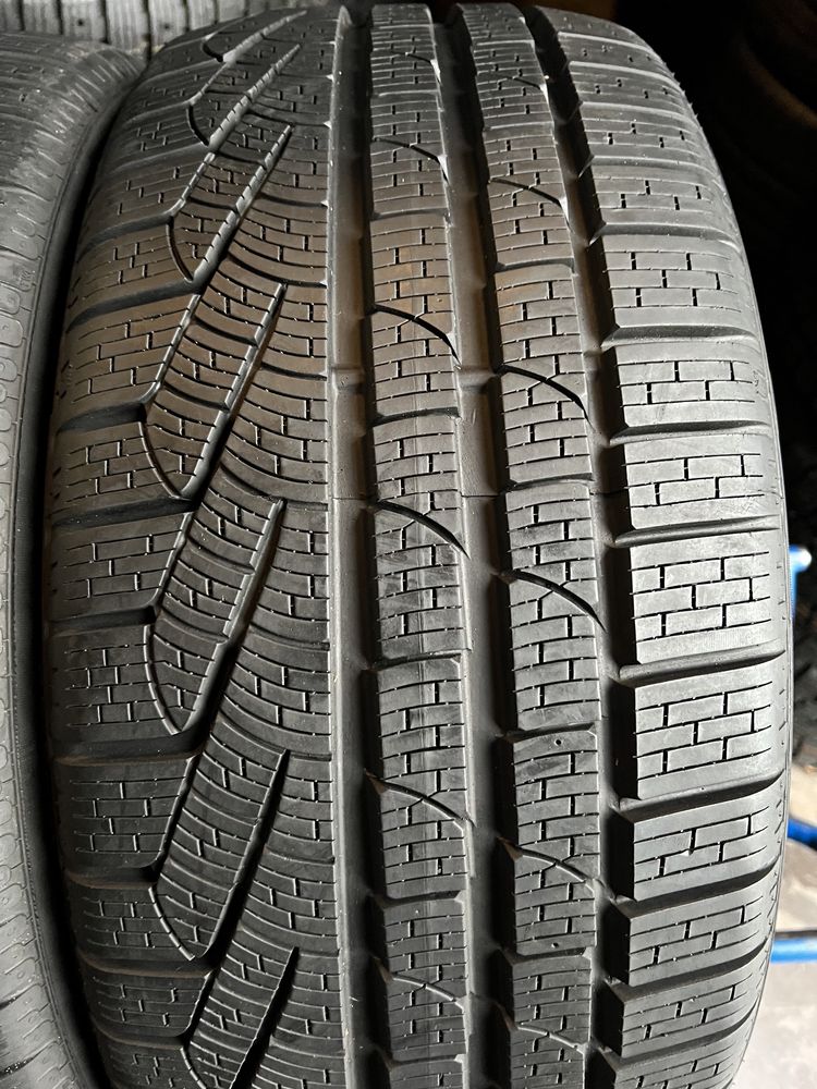 285/35/20+275/35/20 R20 Pirelli Sottozero Winter 240 4шт зима