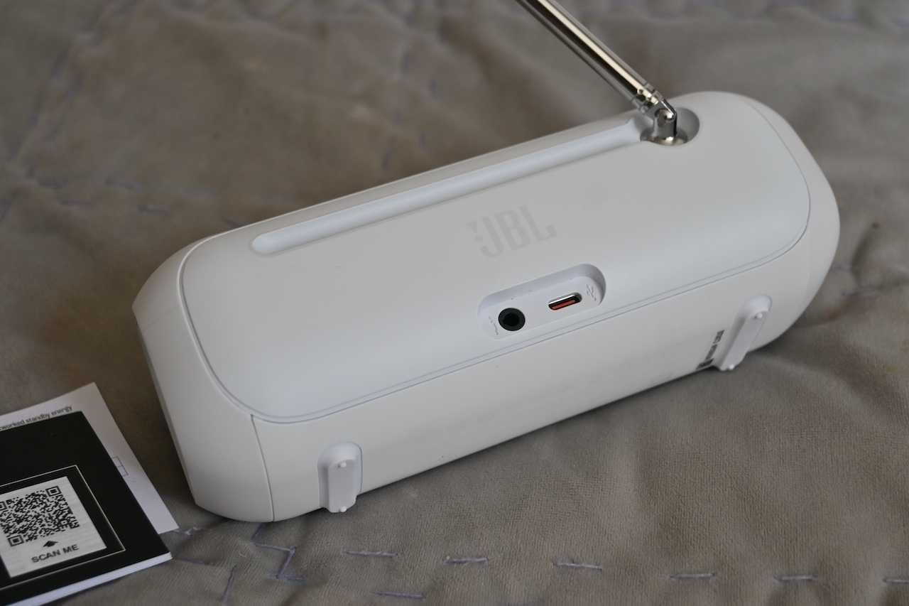 Radio i głośnik JBL