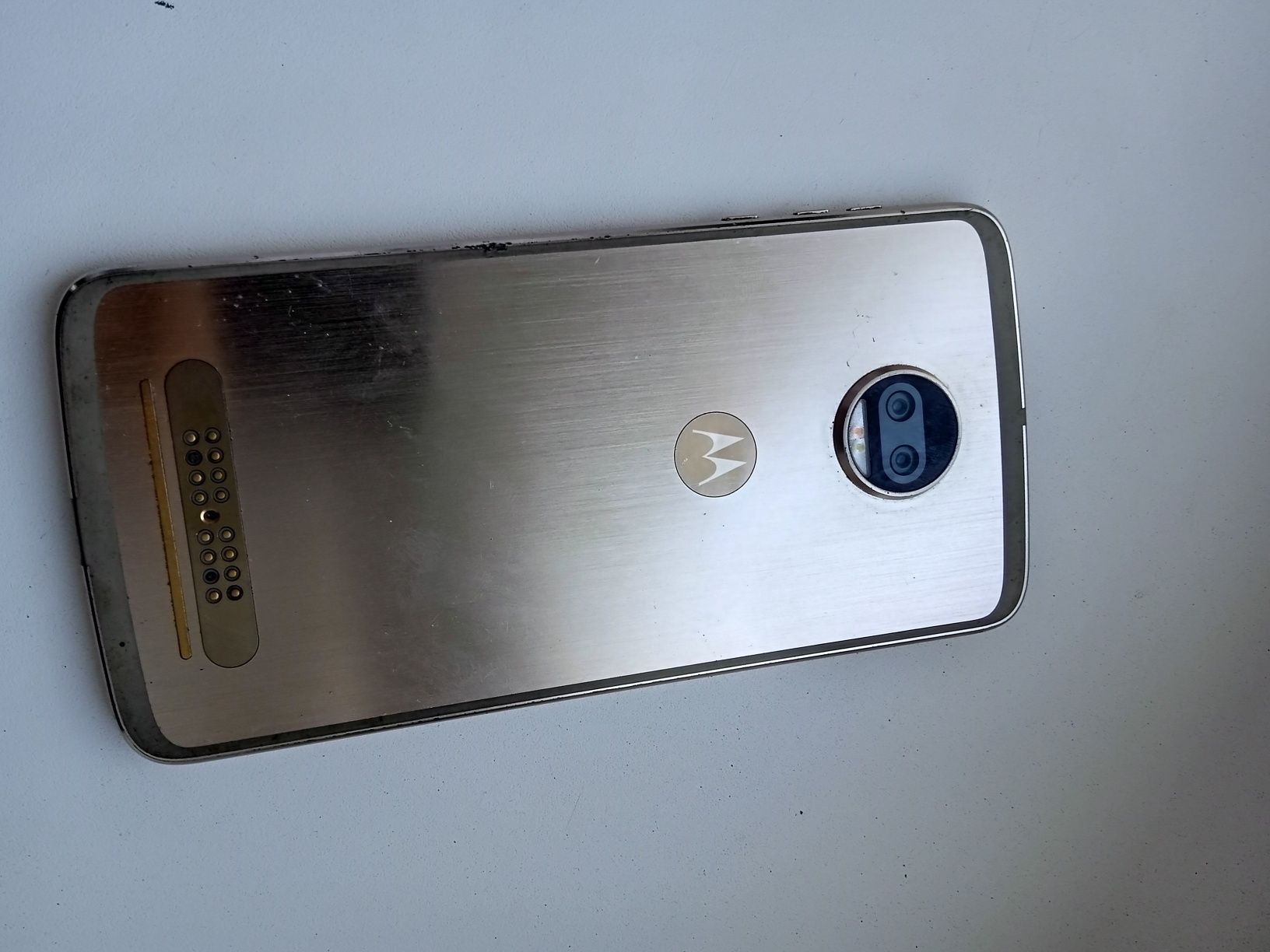 Moto z2 force 6/64 835 Snapdragon