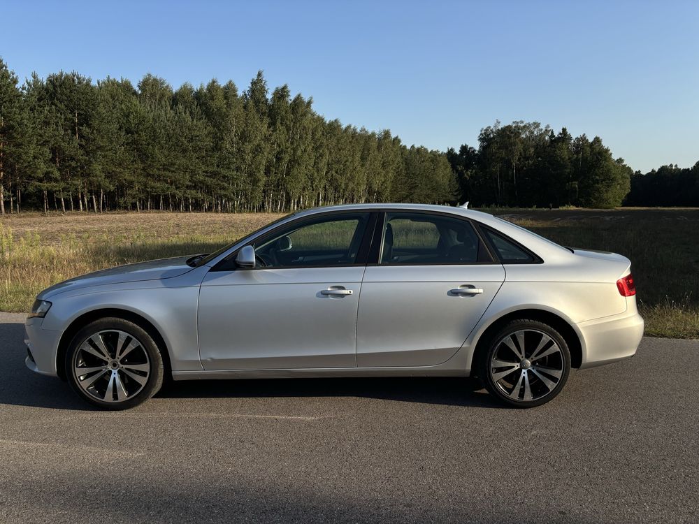 Audi a4 b8 2.0tdi Sedan Fajny stan!