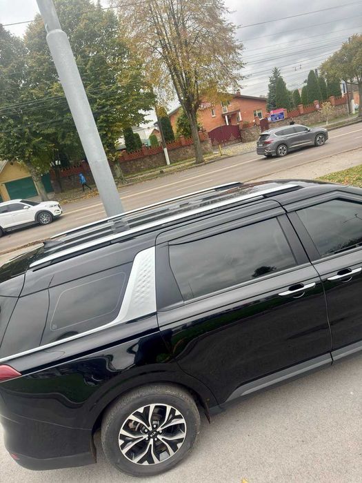 Kia Carnival 2021 2.2 дизель чорна