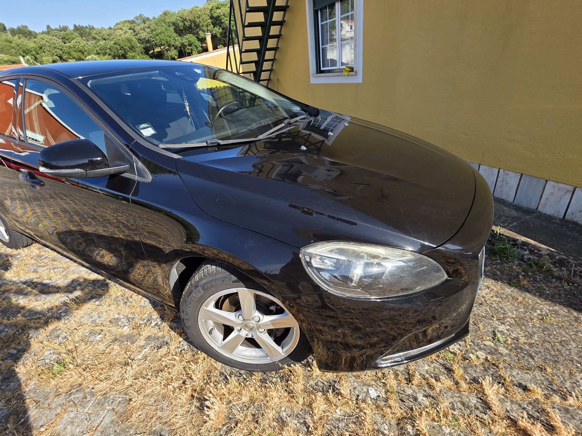 Volvo V40 D2 importado