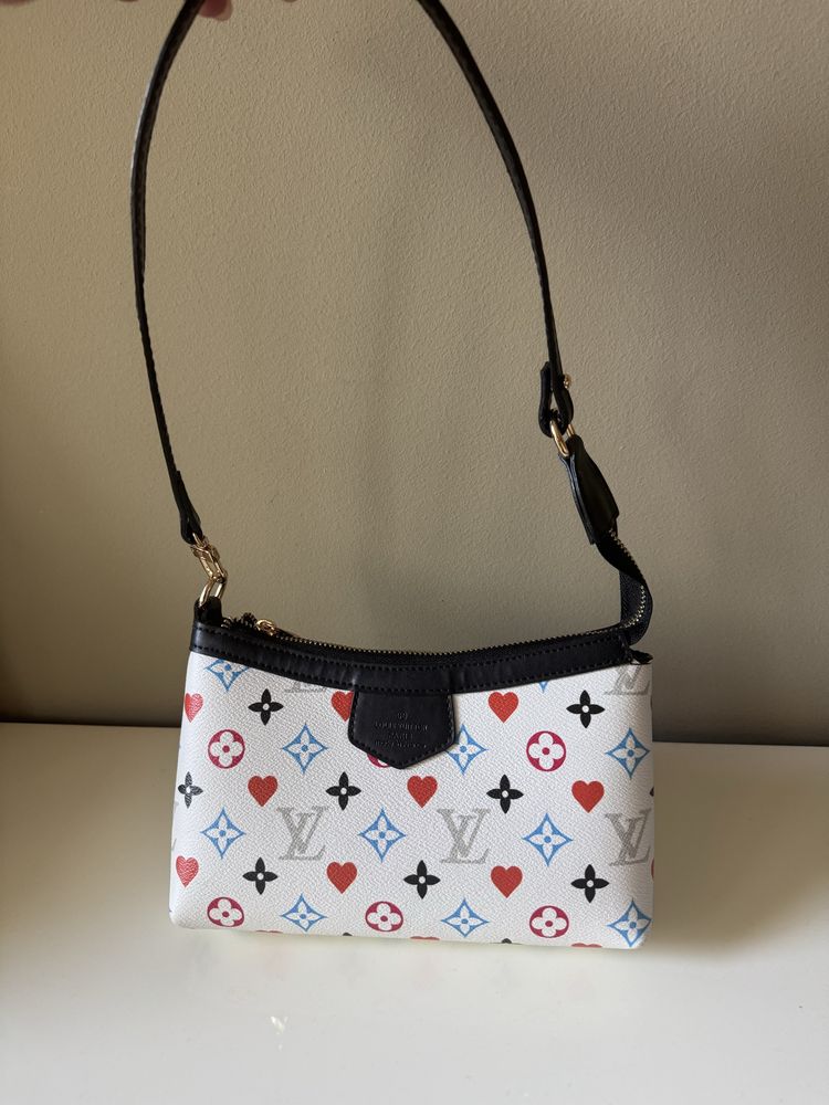 Mała torebka Louis Vuitton Game On edycja limitowana
