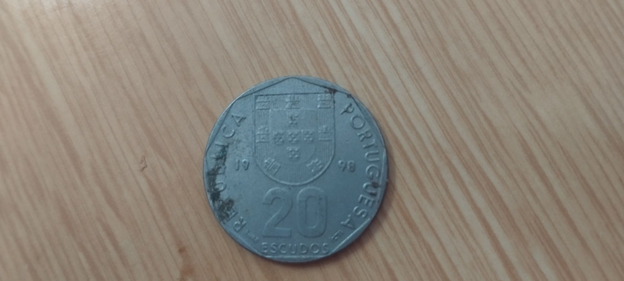 Moedas 20 escudos