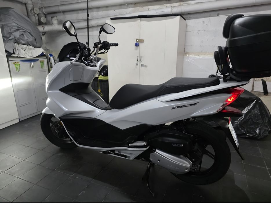 Honda pcx impecável 2016