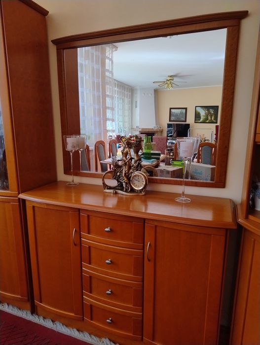 Duży zestaw Drewniane meble ze stołem do salonu, dużego pokoju