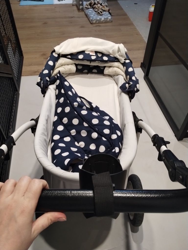 Wózek gondola duży z dobrymi amortyzatorami