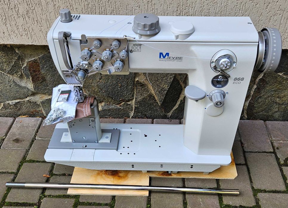 Durkopp Adler 868 M Type Eco. Промислова колонкова швейна машина.