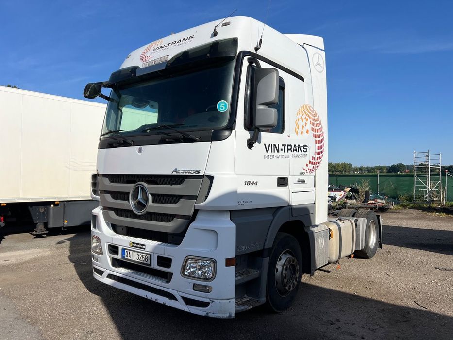 Versalift Actros 1844 Ls  Mb Actros 1844 Ls