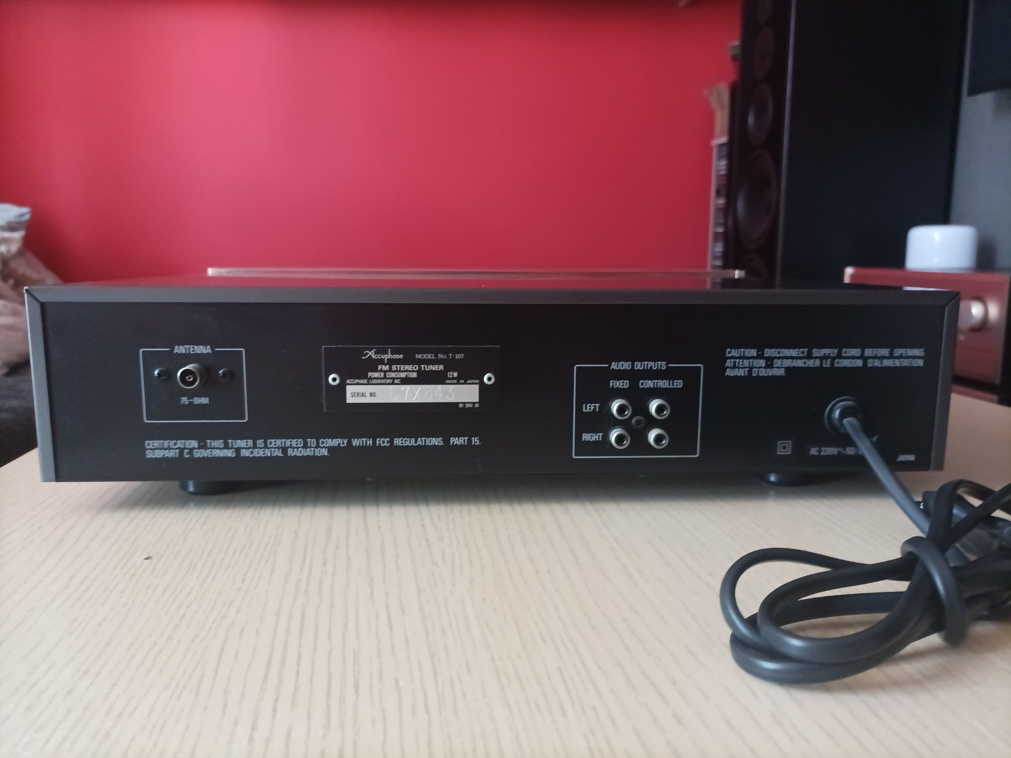 Tuner Accuphase T 107 Stan Gabinetowy