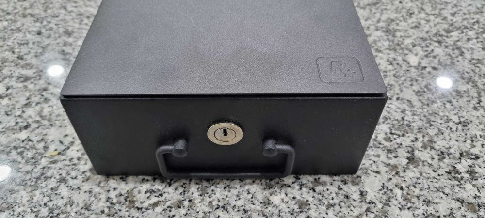 Grand Theft Auto IV Edição especial - PlayStation 3 (Sem jogo)