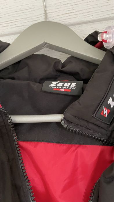 Zeus    зимова  куртка