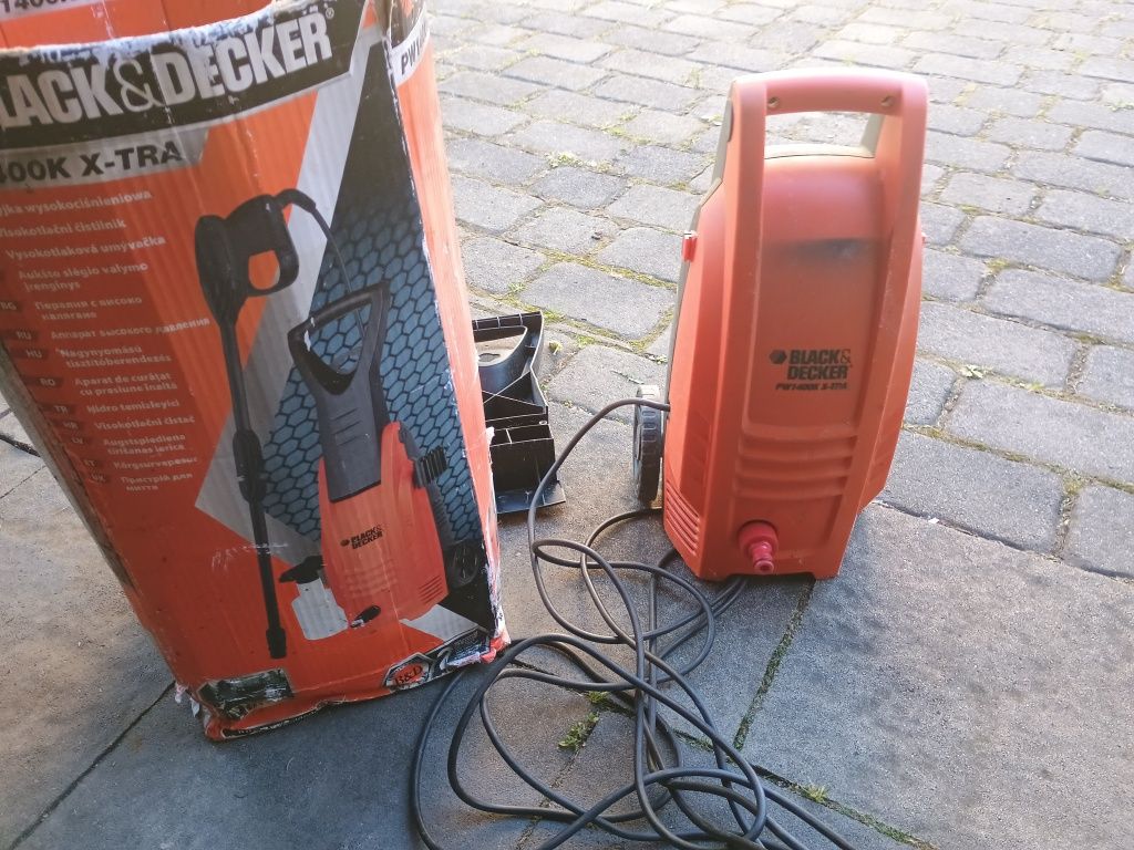 Myjka ciśnieniowa  Black decker