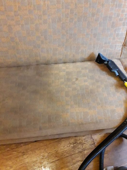 Pranie tapicerek,kanap,dywanów U klienta Ostróda