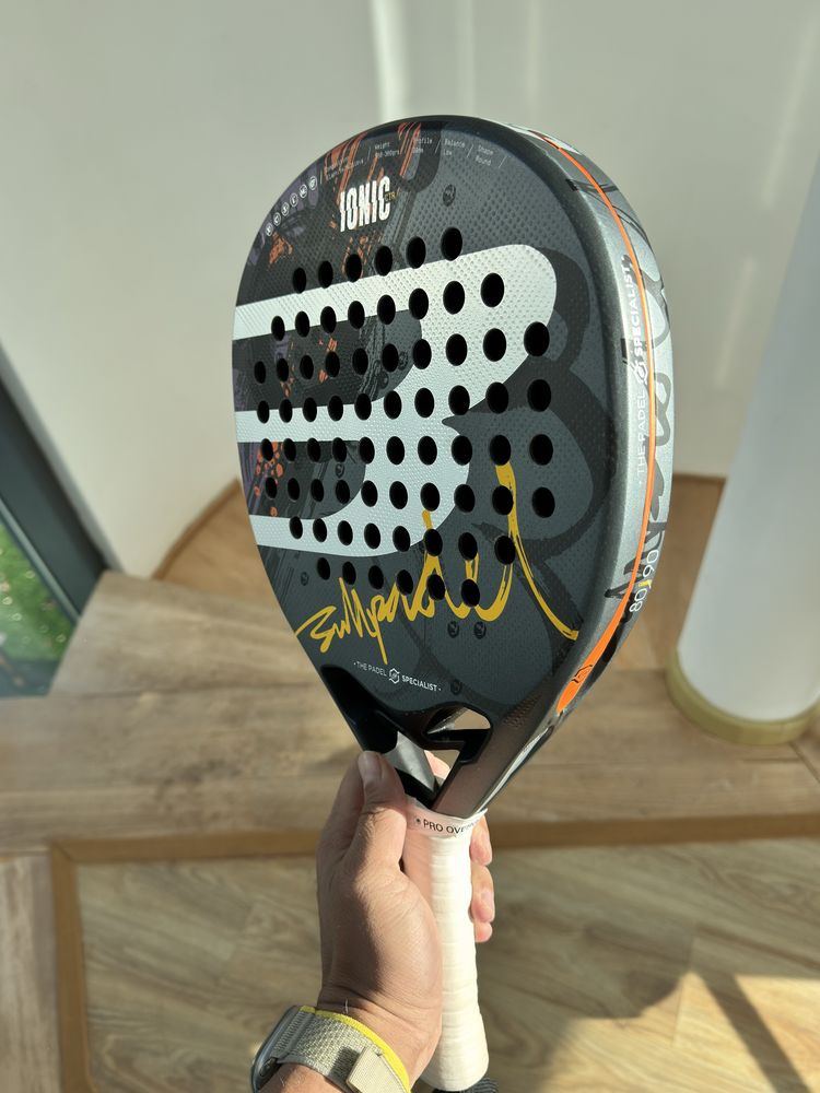 Bullpadel Ionic control 2024