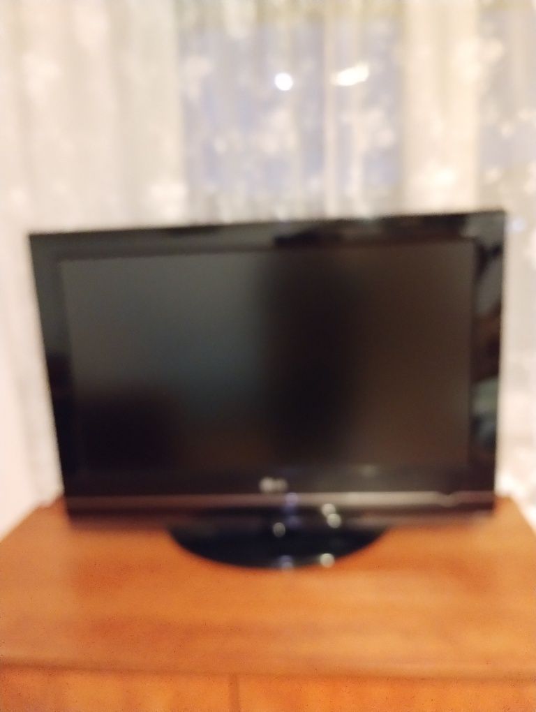 Telewizor 32 LG 7000