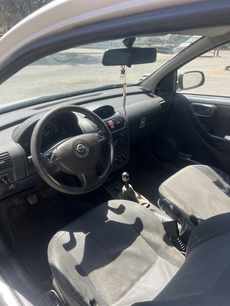 Opel corsa 1.3 cdti