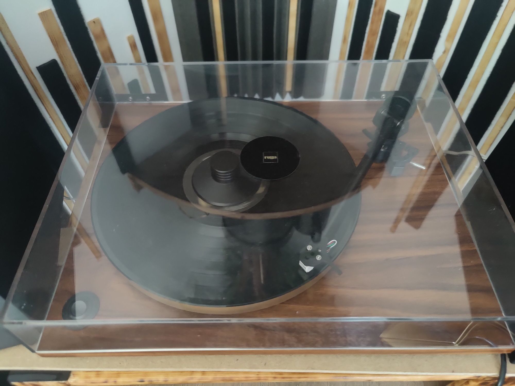 Sprzedam Gramofon Rega planer P1 jak na zdjęciach