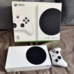 Konsola Xbox Series S + Gamepass + Gry