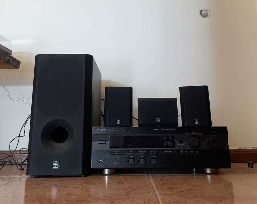 Sistema de som Yamaha RX-V396RDS + subwoofer