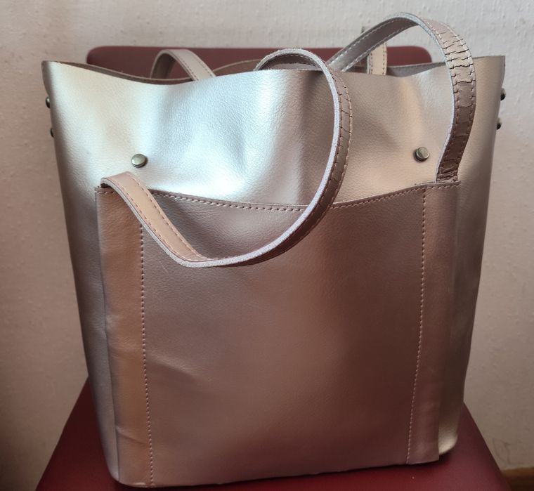 Сумка из натуральной кожи р. 30*28*13 см